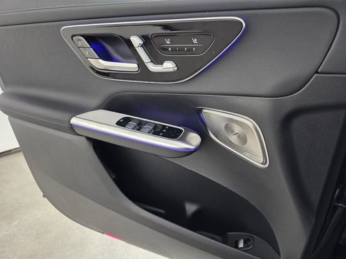 New 2026 Mercedes-Benz GLC 300 image 14