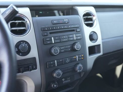 Used 2012 Ford F150 XLT w/ XLT Chrome Pkg image 26