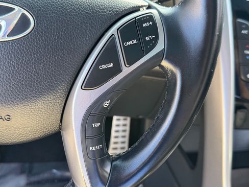 Used 2014 Hyundai Elantra GT w/ Option Group 03 FWD image 23