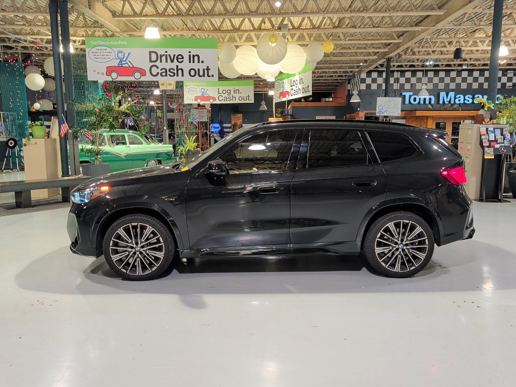 Used 2025 BMW X1 M35i AWD/4WD image 11