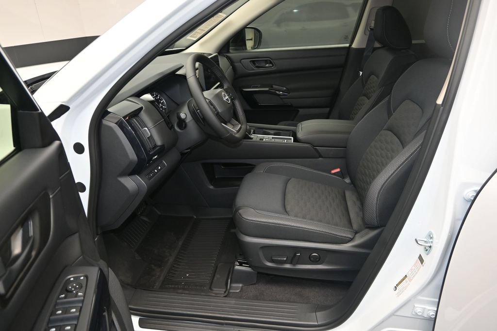 New 2026 Nissan Pathfinder SV FWD image 17