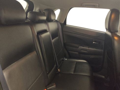 Used 2018 Mitsubishi Outlander Sport LE image 19