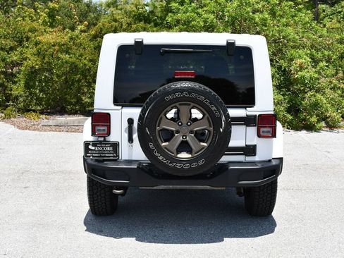 Used 2018 Jeep Wrangler Sport AWD/4WD image 6