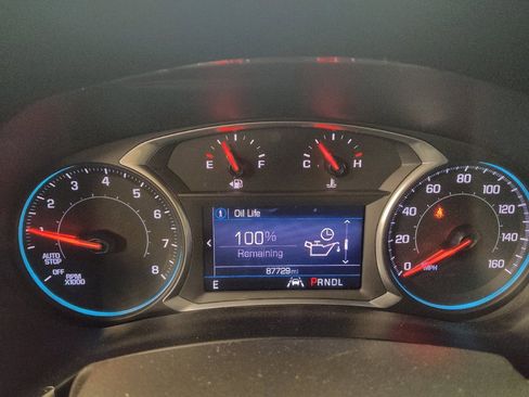 Used 2020 Chevrolet Equinox LT FWD image 23