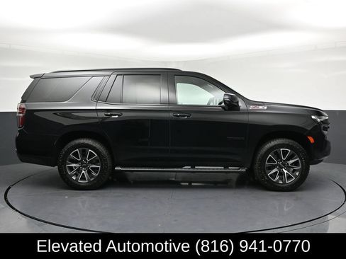 Used 2023 Chevrolet Tahoe Z71 w/ Luxury Package AWD/4WD image 31