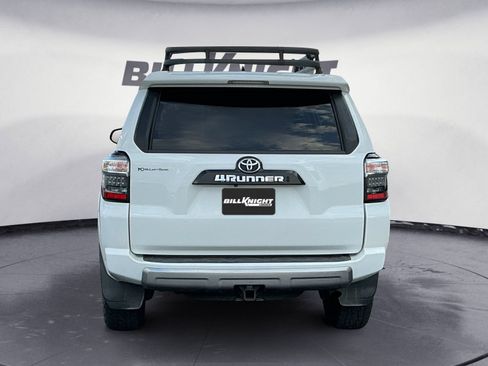 Used 2022 Toyota 4Runner TRD Off-Road Premium AWD/4WD image 4