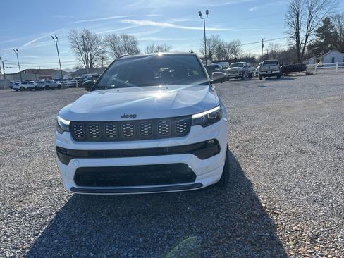Used 2024 Jeep Compass Limited w/ Driver Assist Group I image 9