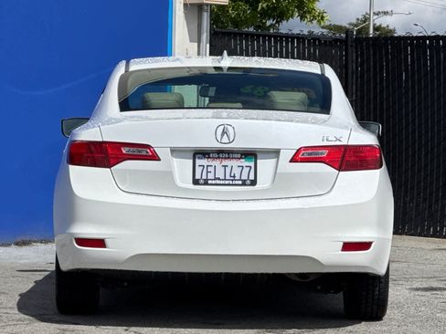 Used 2014 Acura ILX w/ Technology Package FWD image 4