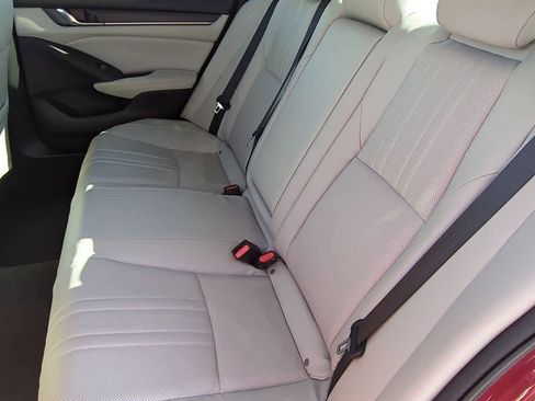 Used 2018 Honda Accord EX-L image 19