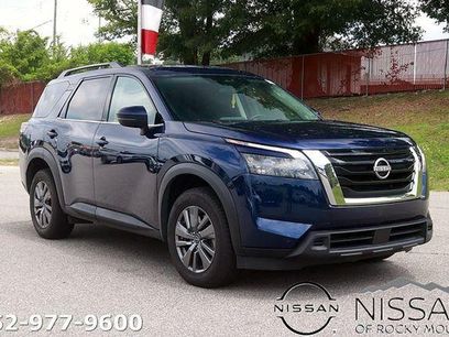 Certified 2025 Nissan Pathfinder SV