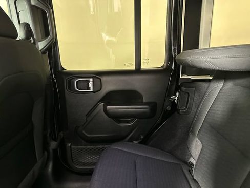 Used 2021 Jeep Wrangler Unlimited Sport AWD/4WD image 14