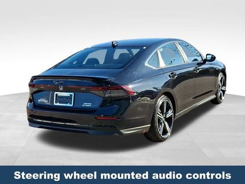 Used 2024 Honda Accord Sport image 7