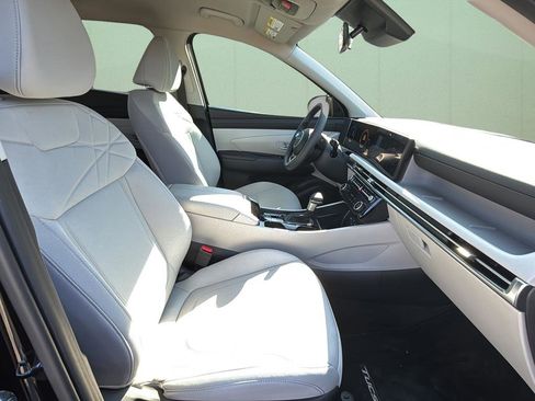 Certified 2025 Hyundai Tucson SEL image 40