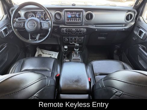 Used 2022 Jeep Gladiator Sport AWD/4WD image 11