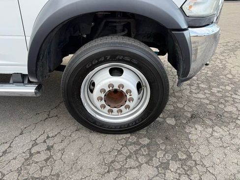 Used 2018 RAM 4500 Tradesman w/ Power Accessory Group image 11