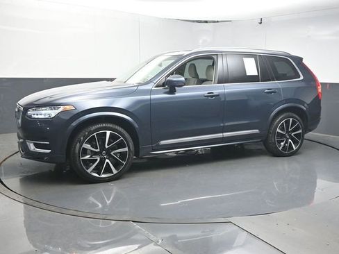Used 2023 Volvo XC90 B6 Plus w/ Protection Package Premier AWD/4WD image 4