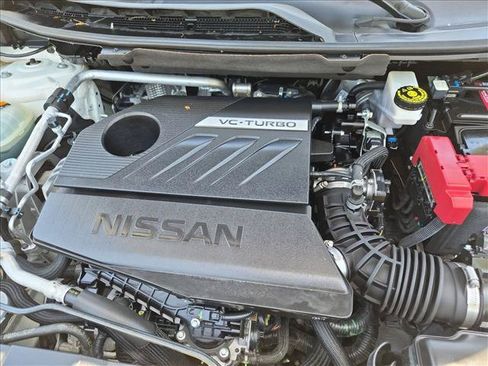 Certified 2023 Nissan Rogue SV FWD image 22