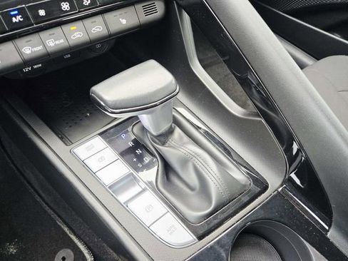 Used 2023 Hyundai Elantra SEL w/ Convenience Package image 25