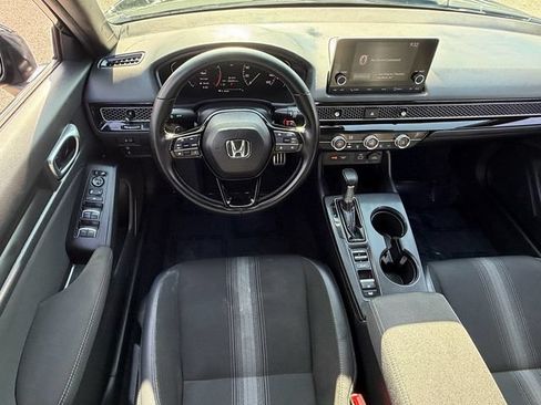 Used 2024 Honda Civic Sport image 14