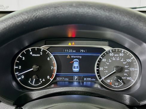 Used 2023 Nissan Altima 2.5 SV FWD image 19
