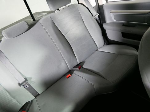 Used 2017 RAM 1500 Classic SLT w/ Luxury Group AWD/4WD image 14