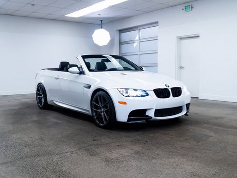 Used 2012 BMW M3 Convertible image 26