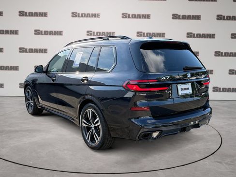 Certified 2025 BMW X7 xDrive40i w/ M Sport Package AWD/4WD image 3