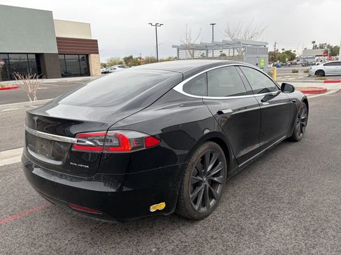 Used 2020 Tesla Model S Long Range Plus image 5