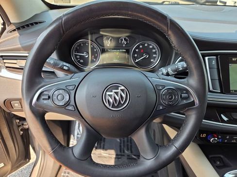 Used 2018 Buick Enclave Premium FWD image 26
