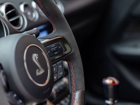 Used 2016 Ford Mustang Shelby GT350R w/ GT350R Equipment Group 920A image 77