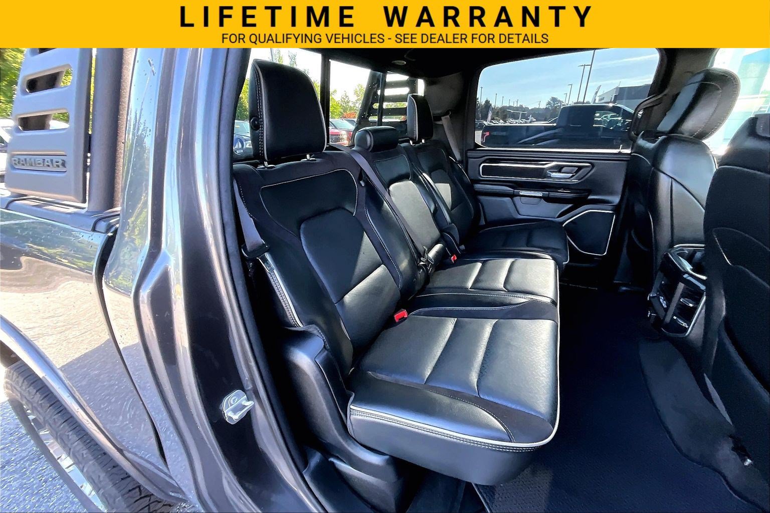 Used 2021 RAM 1500 Laramie w/ Sport Appearance Package AWD/4WD image 23
