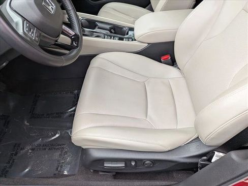 Used 2024 Honda Accord EX-L image 17