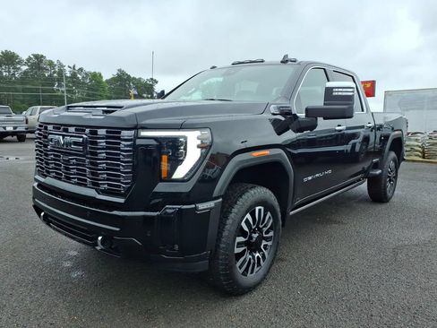 New 2026 GMC Sierra 2500 Denali Ultimate w/ Max Trailering Package AWD/4WD image 3