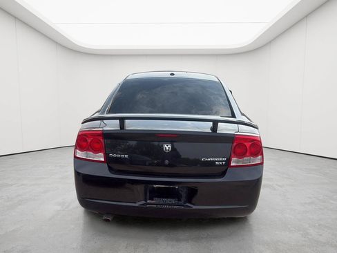 Used 2010 Dodge Charger SXT RWD image 5