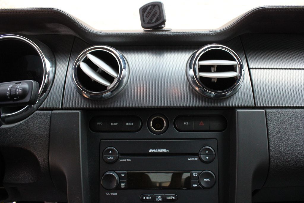 Used 2007 Ford Mustang GT RWD image 14