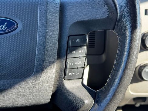 Used 2011 Ford Escape XLT image 21