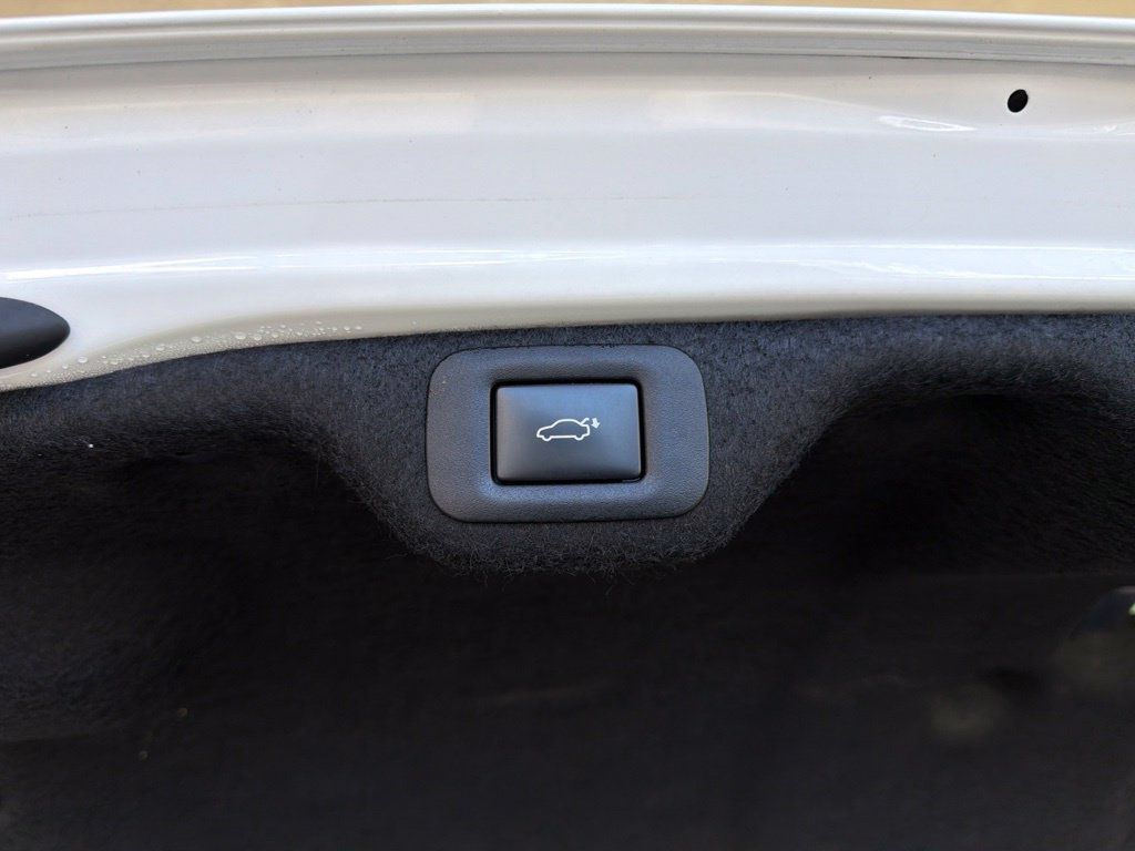 Used 2024 Lexus ES 350 F Sport w/ Accessory Package (Z2) FWD image 38