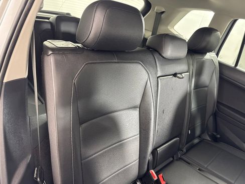 Used 2019 Volkswagen Tiguan SE image 27