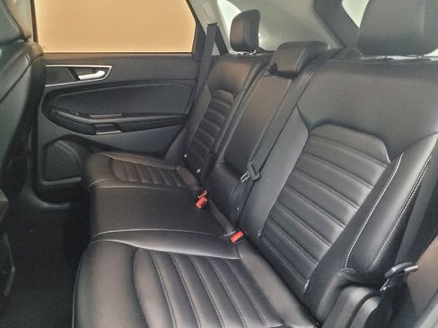 Used 2023 Ford Edge SEL image 18