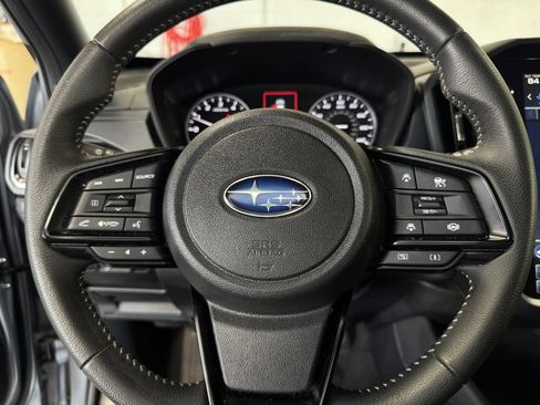 Used 2025 Subaru Forester Premium AWD/4WD image 15