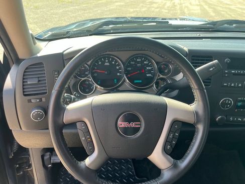 Used 2011 GMC Sierra 1500 SLE w/ Power Tech Package AWD/4WD image 21