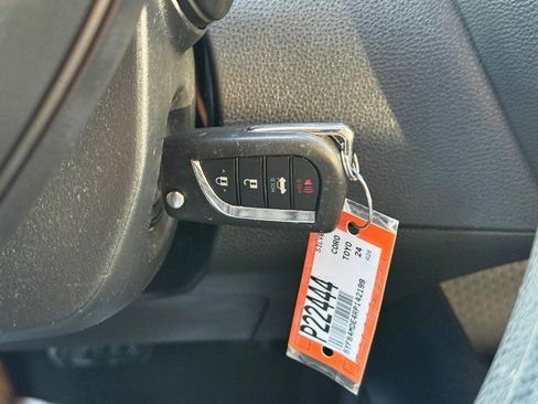 Used 2024 Toyota Corolla LE image 30
