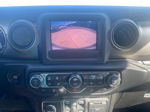 Used 2020 Jeep Wrangler Unlimited Sport S AWD/4WD image 21