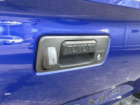 Used 2023 Toyota Tacoma TRD Sport image 10
