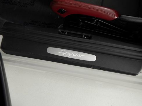 Certified 2021 Porsche 718 Boxster Spyder image 22