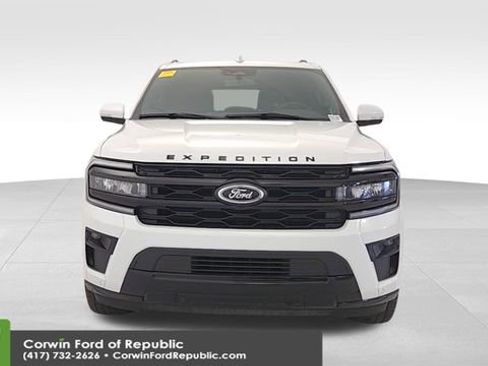 Certified 2024 Ford Expedition Max Limited image 3