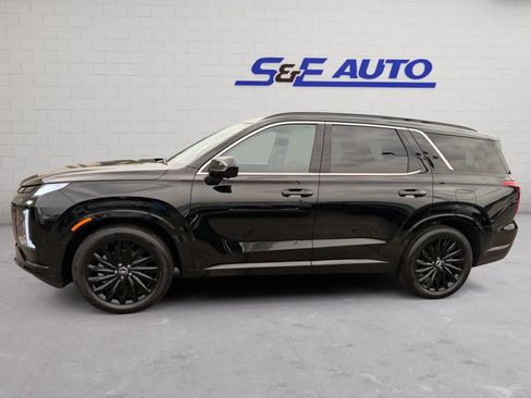 Used 2025 Hyundai Palisade Calligraphy AWD/4WD image 2