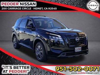 New 2025 Nissan Pathfinder SV
