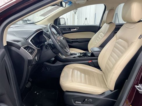 Used 2018 Ford Edge SEL w/ Equipment Group 201A FWD image 20