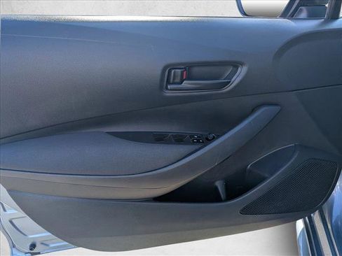 Used 2024 Toyota Corolla LE FWD image 11